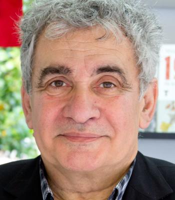 Encuentro literario con Bernardo Atxaga.